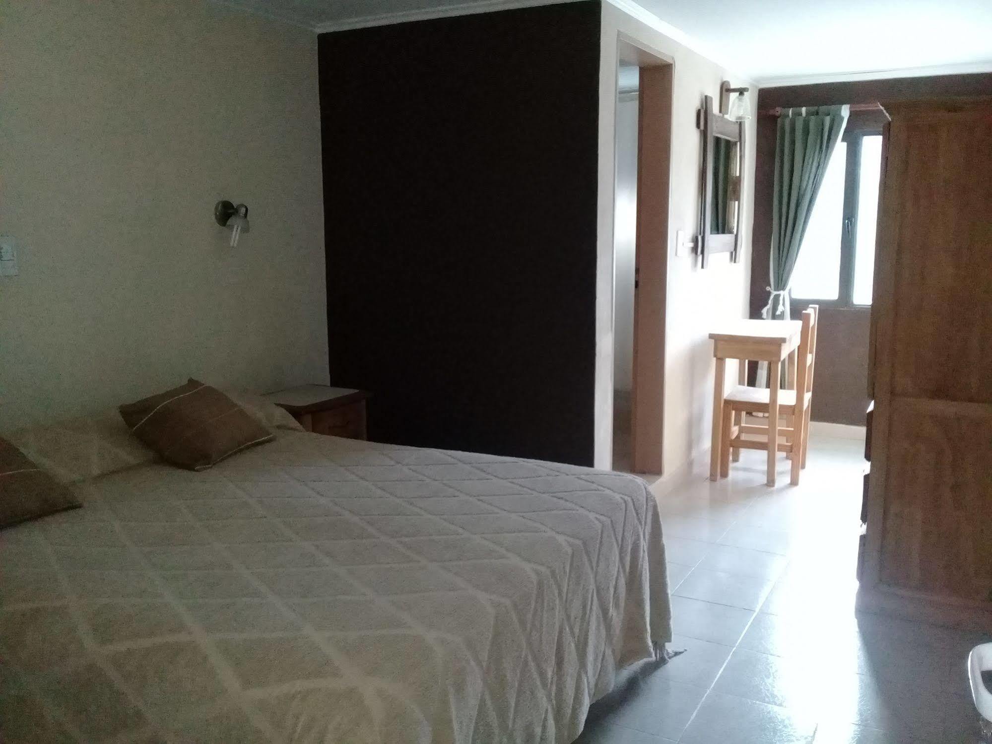 El Alamo Hotel El Chalten Ngoại thất bức ảnh