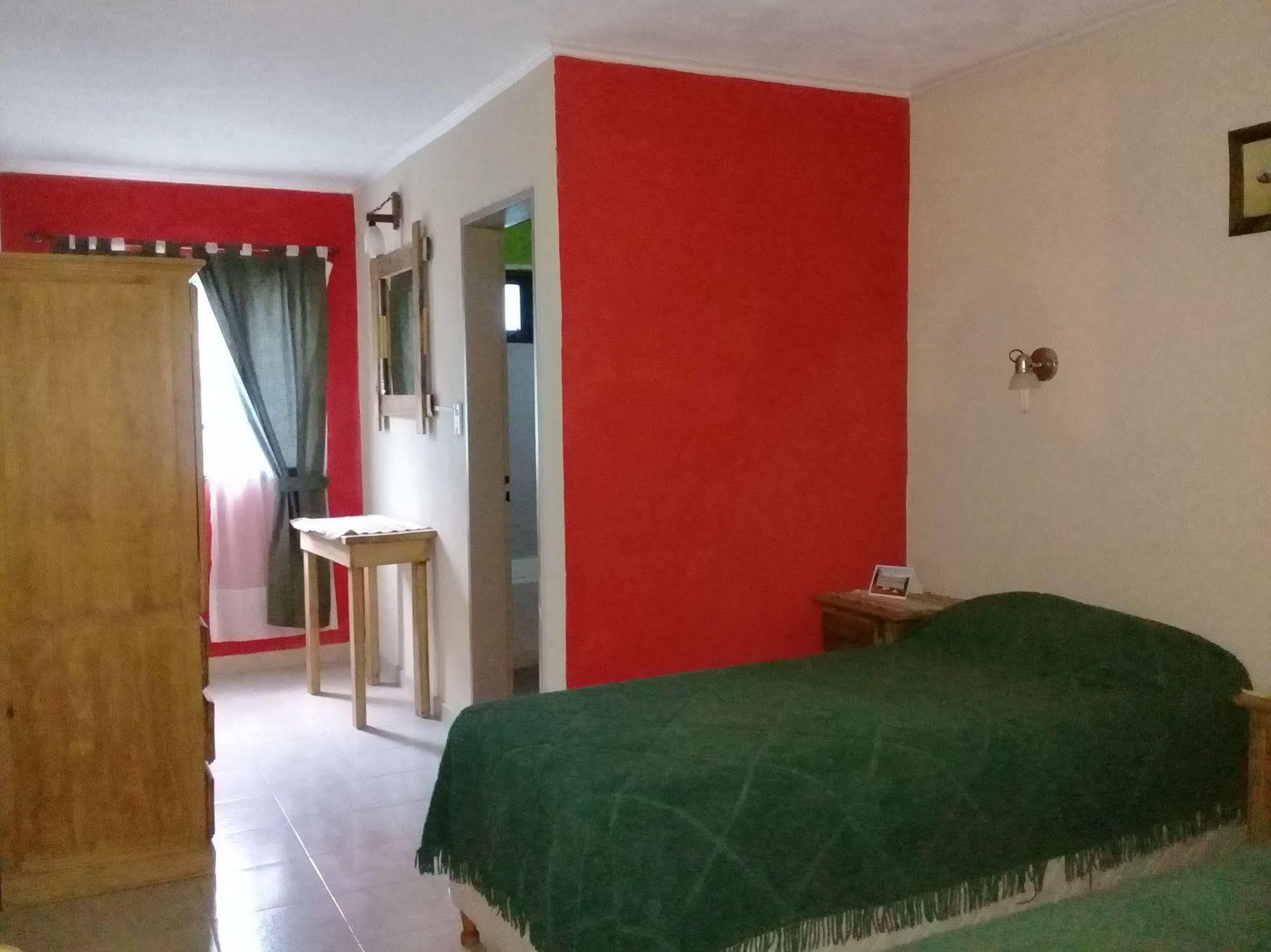 El Alamo Hotel El Chalten Ngoại thất bức ảnh